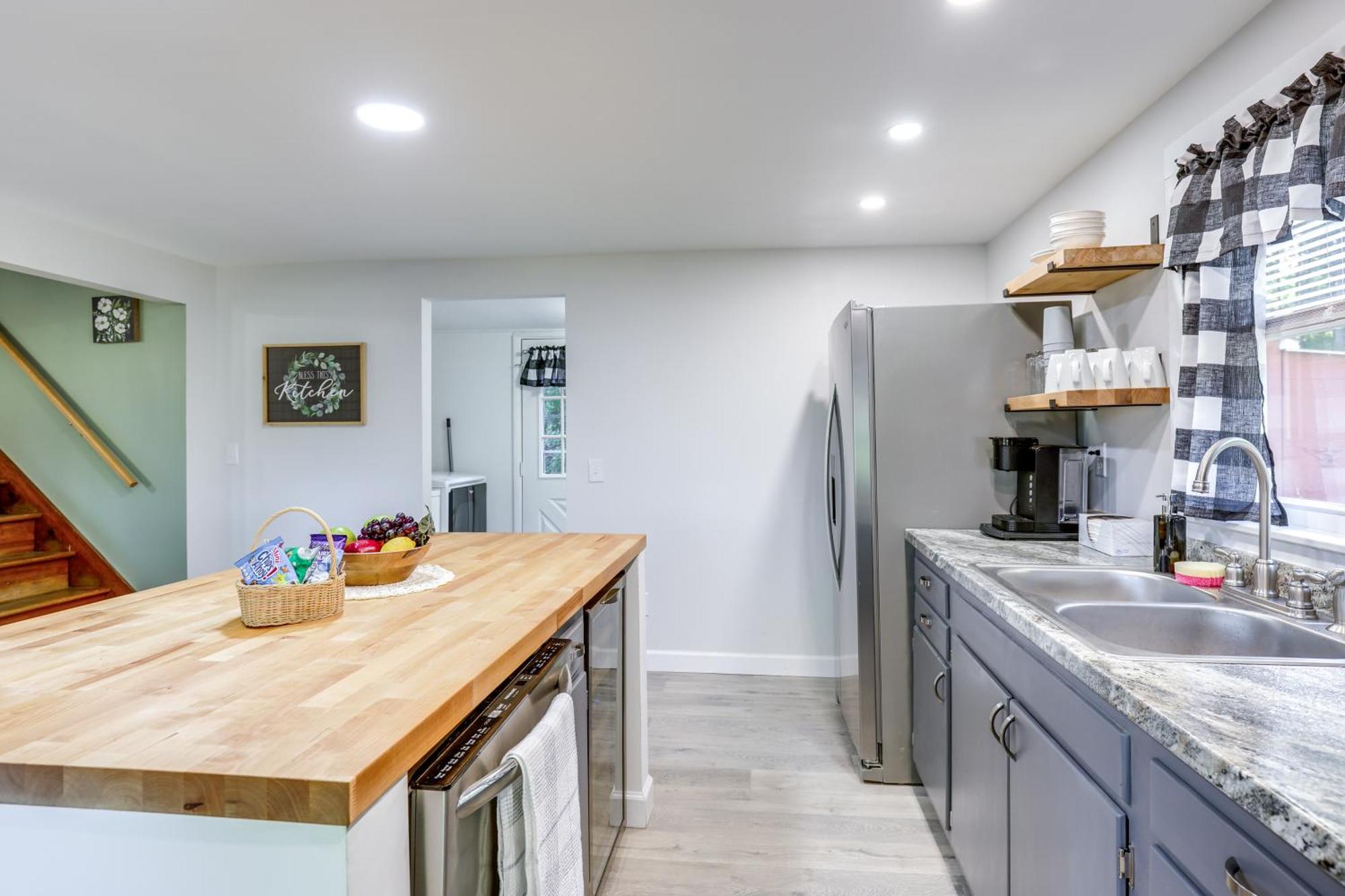 Charming Watkins Glen Home With Yard! Eksteriør bilde